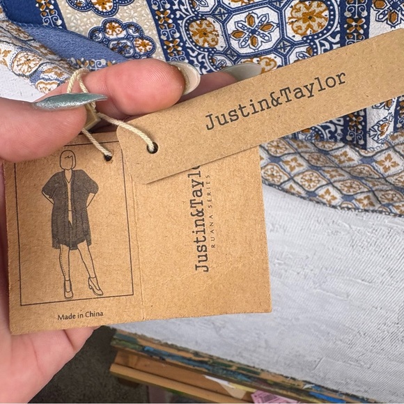 Justin & Taylor Blue and Orange Boho Patterned Kimono OS - Picture 3 of 6